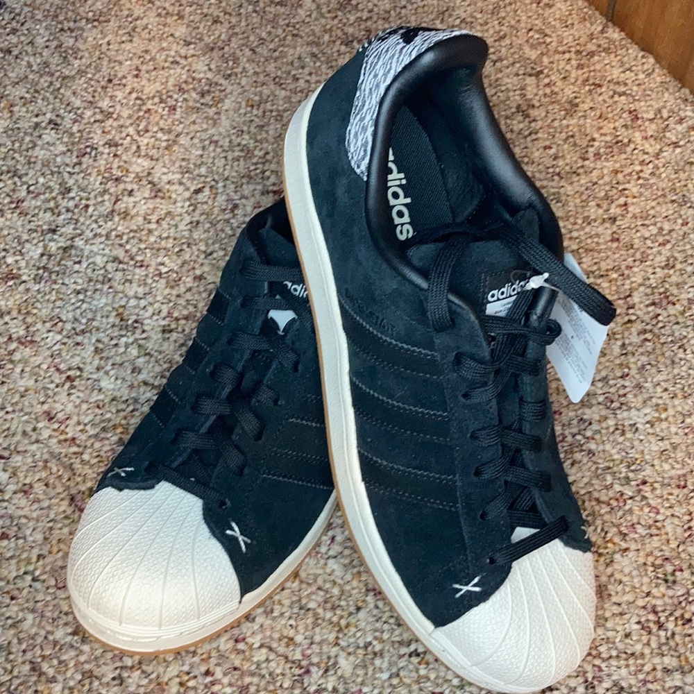 RARE Adidas Suede Superstar Blk Men 9/Women 10.5